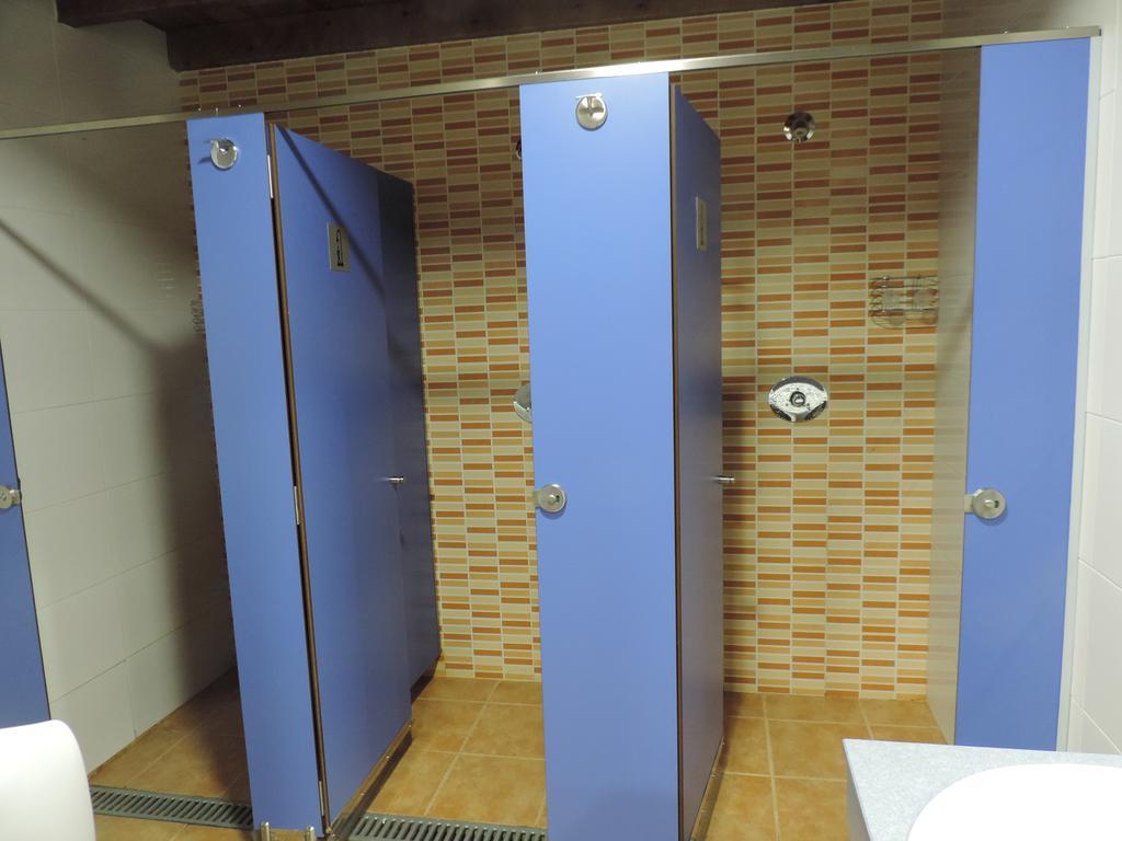 Albergue Santo Tomas De Canterbury León Eksteriør bilde